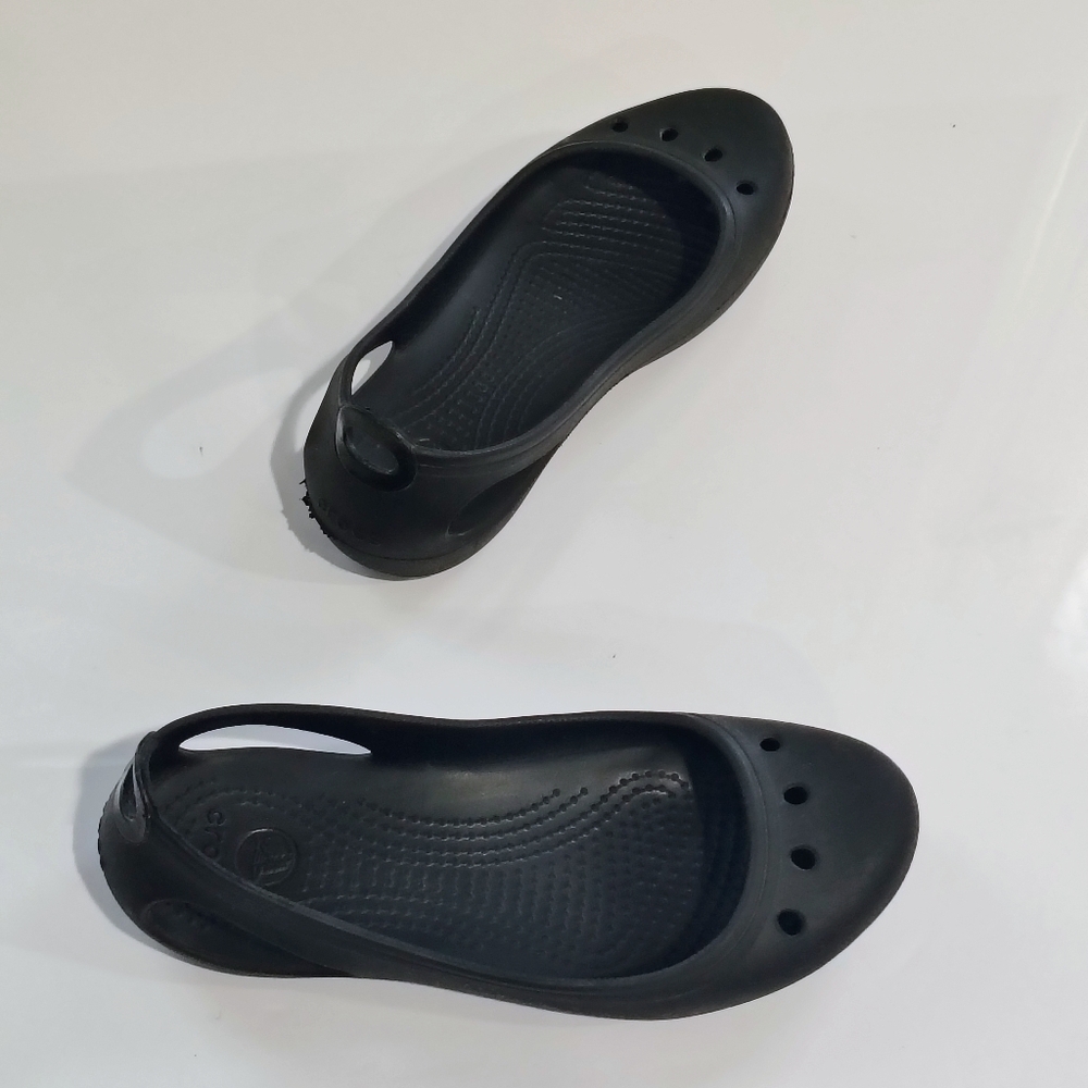 Croc Black Casual Slip-On Ballet Flats Size 5